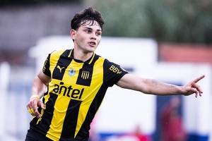 Mercado: Benfica quer contratar jovem promessa do Uruguai