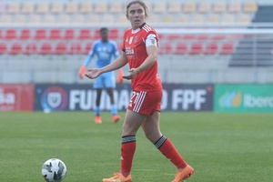 Recém-naturalizada Pauleta entre as novidades na seleção feminina de futebol