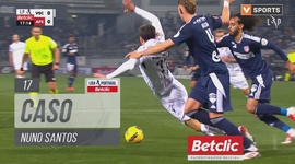 Liga Portugal Betclic: V. Guimarães vs AVS SAD, Cartão Amarelo Nuno Santos, 17' (2024-2025)