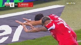 Liga Portugal Betclic: V. Guimarães vs Benfica, Golo 0-1 Tomás Araújo (2025-2026)