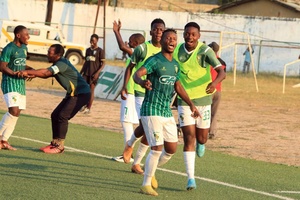 Moçambique: Três equipas disputam domingo título de campeão