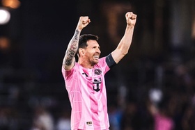 Messi atinge marco histórico com o golo 900 da carreira