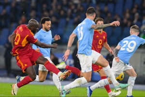 Nem Mourinho, nem Sarri: Dérbi da capital italiana entre Roma e Lazio termina sem golos