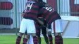 Brasileirão: Flamengo 2-0 Atlético-GO (2010)
