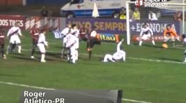 Brasileirão: Atlético-PR 3-5 Vitória (2013)