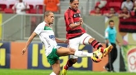 Brasileirão: Flamengo 1-1 Portuguesa (2013)