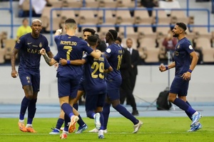 Cristiano Ronaldo e Otávio em destaque na vitória do Al Nassr sobre o Al Feiha