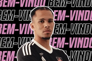 Médio do Casa Pia desmaia após jogo e treinador dá novidades
