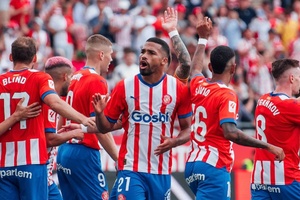 Girona vence Villarreal com autogolo e sobe na tabela