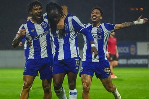 II Liga: FC Porto B vence Penafiel por 1-0 com golo de Yann Karamoh