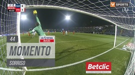 Liga Portugal Betclic: Famalicão vs Santa Clara, Jogada Sorriso, 44' (2024-2025)