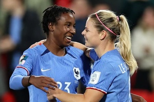 Mundial feminino: França goleia Marrocos, Colômbia pela primeira vez nos 'quartos'