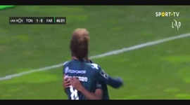 Liga NOS: Tondela (1-0) Farense, Golo João Pedro, 46m (2020-2021)