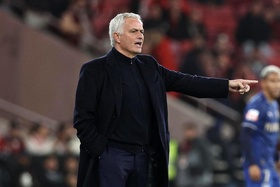 Mourinho destaca "jogo muito bem conseguido" do Benfica frente ao Nacional