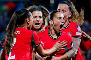 Portugal estreia-se com triunfo sobre Finlândia na corrida ao Mundial feminino