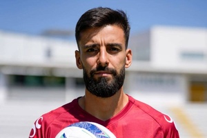 OFICIAL: André Ferreira volta a Portugal e assina pelo Moreirense até 2028