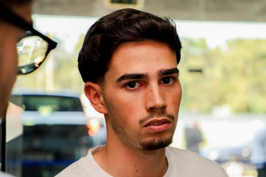 OFICIAL: Cláudio Araújo, ex-Varzim e 'revelação' da Liga 3, reforça Leixões