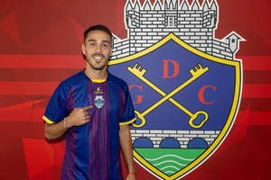 OFICIAL: João Teixeira "volta a casa" e já fala em objetivos no Chaves