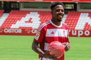 Botafogo em busca de reforços: Wilson Manafá na lista de possíveis contratações do 'Fogão'
