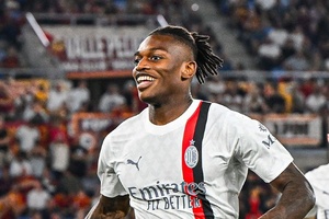 Ex-Milan sobre Rafael Leão: "Nem é carne nem é peixe, faz-me lembrar o Martial"