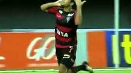 Brasileirão: Vitória 2 - 2 Atlético-PR (2014)