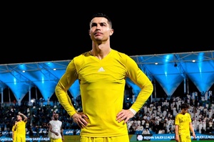 Cristiano Ronaldo compra 25% do clube da II divisão espanhola Almeria