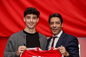 Mercado: Manu Silva é oficialmente reforço do Benfica