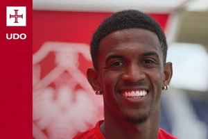 OFICIAL: Douglas Borel chega à Oliveirense por empréstimo do Santa Clara