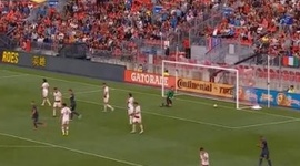 Amigáveis de clubes: Milan 0 - 3 Olympiakos (2014-2015)
