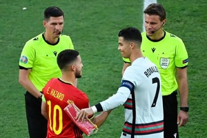 "O Cristiano é o exemplo de um bom futebolista, mas em futebol puro não foi melhor que eu"
