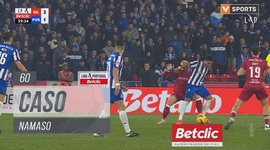 Liga Portugal Betclic: Gil Vicente vs FC Porto, Cartão Amarelo Namaso, 60' (2024-2025)