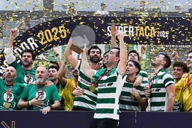 Sporting vence FC Porto e conquista Supertaça António Livramento