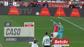 Liga Portugal Betclic: Benfica vs Farense, Caso Aursnes, 48' (2024-2025)