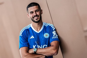OFICIAL: Internacional inglês Conor Coady deixa Wolves e assina pelo Leicester