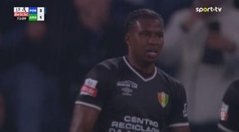 Liga Portugal Betclic: FC Porto vs CF Estrela Amadora, Golo 3-1 Sidny Cabral (p.b.) (2025-2026)