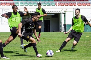 Lusitânia de Lourosa arranca pré-época com seis reforços para a II Liga