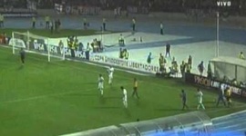 Copa Libertadores: U. de Chile 1 - 0 Defensor Sporting (2014)