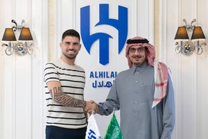 OFICIAL: Rúben Neves renova com o Al Hilal até 2029