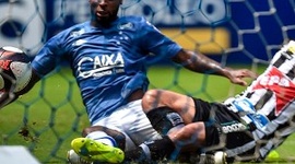 Mineiro: Cruzeiro 2 - 0 Democrata-GV (2017)