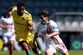 II Liga: Marítimo trava no Paços mas liderança mantém-se intacta