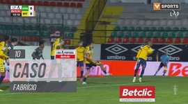 Liga Portugal Betclic: CF Estrela Amadora vs Estoril, Caso Fabrício, 10' (2024-2025)