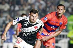 Vasco da Gama vence Puerto Cabello de Vasco Faísca na Sul-americana