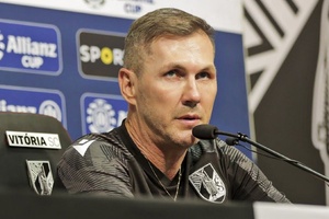 I Liga: Paulo Turra de saída do Vitória SC