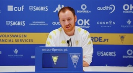 Liga Portugal Betclic: Antevisão de Ian Cathro ao AVS SAD vs Estoril (2024-2025)