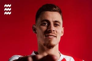 Mercado: Thorgan Hazard emprestado pelo Dortmund ao PSV até final da época