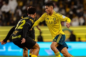 Al Nassr de Jorge Jesus vence Al Ittihad de Sérgio Conceição sem Cristiano Ronaldo em campo