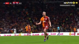 Super Ligi: Galatasaray vs Eyüpspor, Golo 1-1 B. Yılmaz (2024-2025)