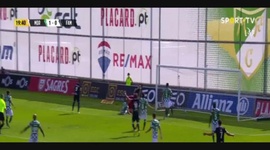 Liga Portugal Bwin: Moreirense (1-1) Famalicão, Golo Banza, 20m (2021-2022)