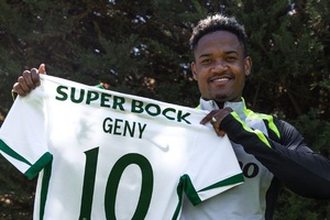 Catamo assume a camisola 10 e Quenda herda o 7 no Sporting