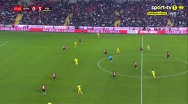 Super Ligi: Gaziantep FK vs Fenerbahce, Golo 0-4 Talisca (2025-2026)
